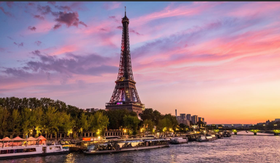 Fahrt nach Paris + Auftritt